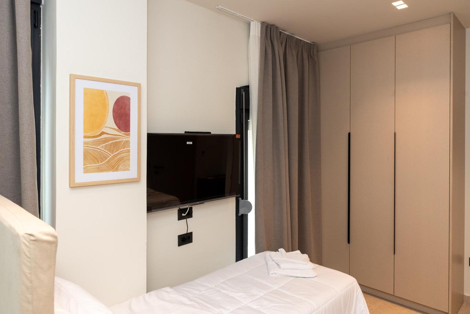 Tokyo Apartment Chios Town